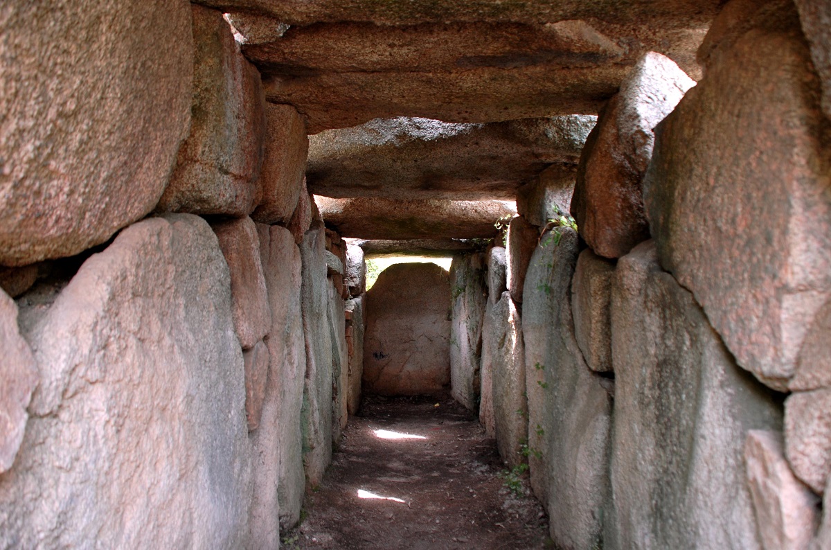 Tomba dei Giganti - Dorgali | sardegnaitalia